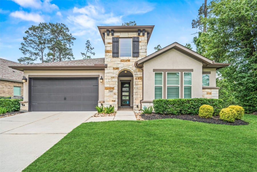 Property photo for 204 Bee Balm Court, Conroe, TX