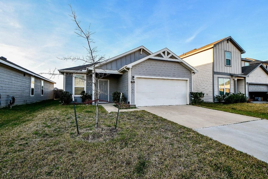Property photo for 17867 Baleage Lane, Hockley, TX