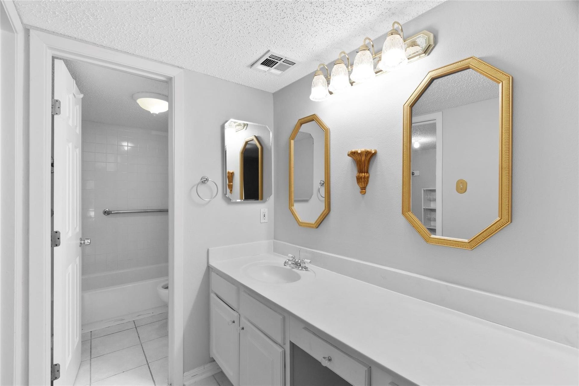 2800 Jeanetta Street, #709, Houston, TX 77063 2800 Jeanetta Street, #709, Houston, TX 77063