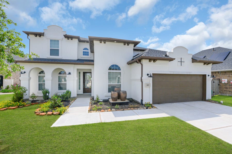 Property photo for 205 Coleman Wake Lane, La Porte, TX
