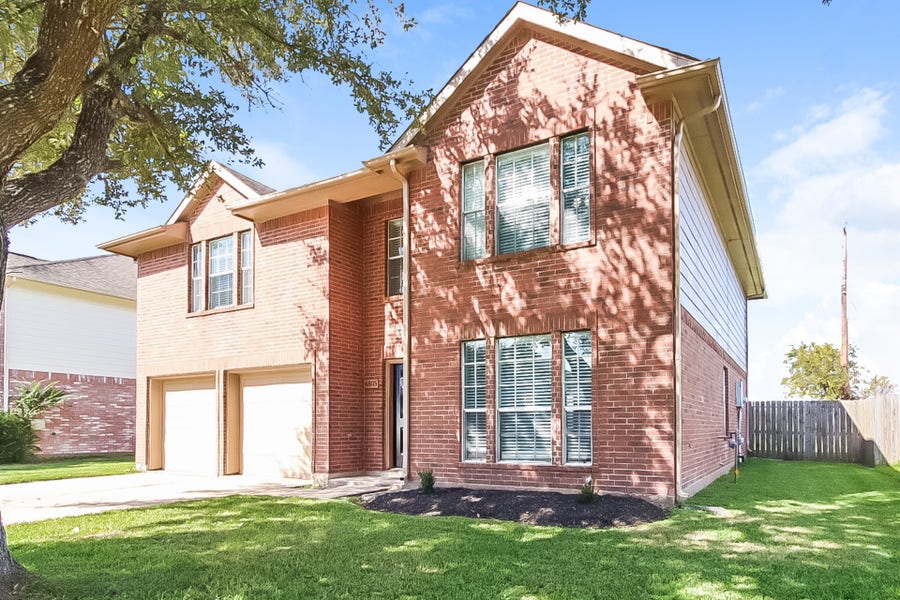 Property photo for 4805 E Parma Drive, Rosenberg, TX