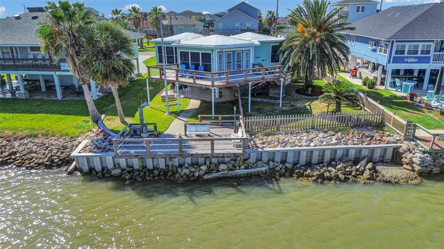 Property photo for 83 Dolphin Lane, Freeport, TX