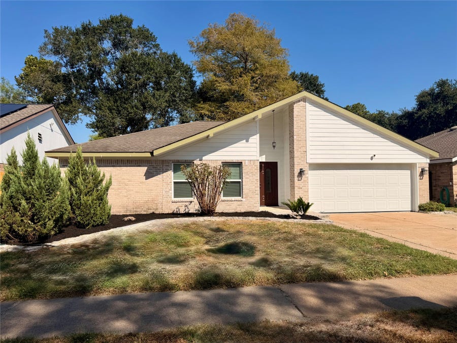 Property photo for 21422 Highland Knolls Drive, Katy, TX