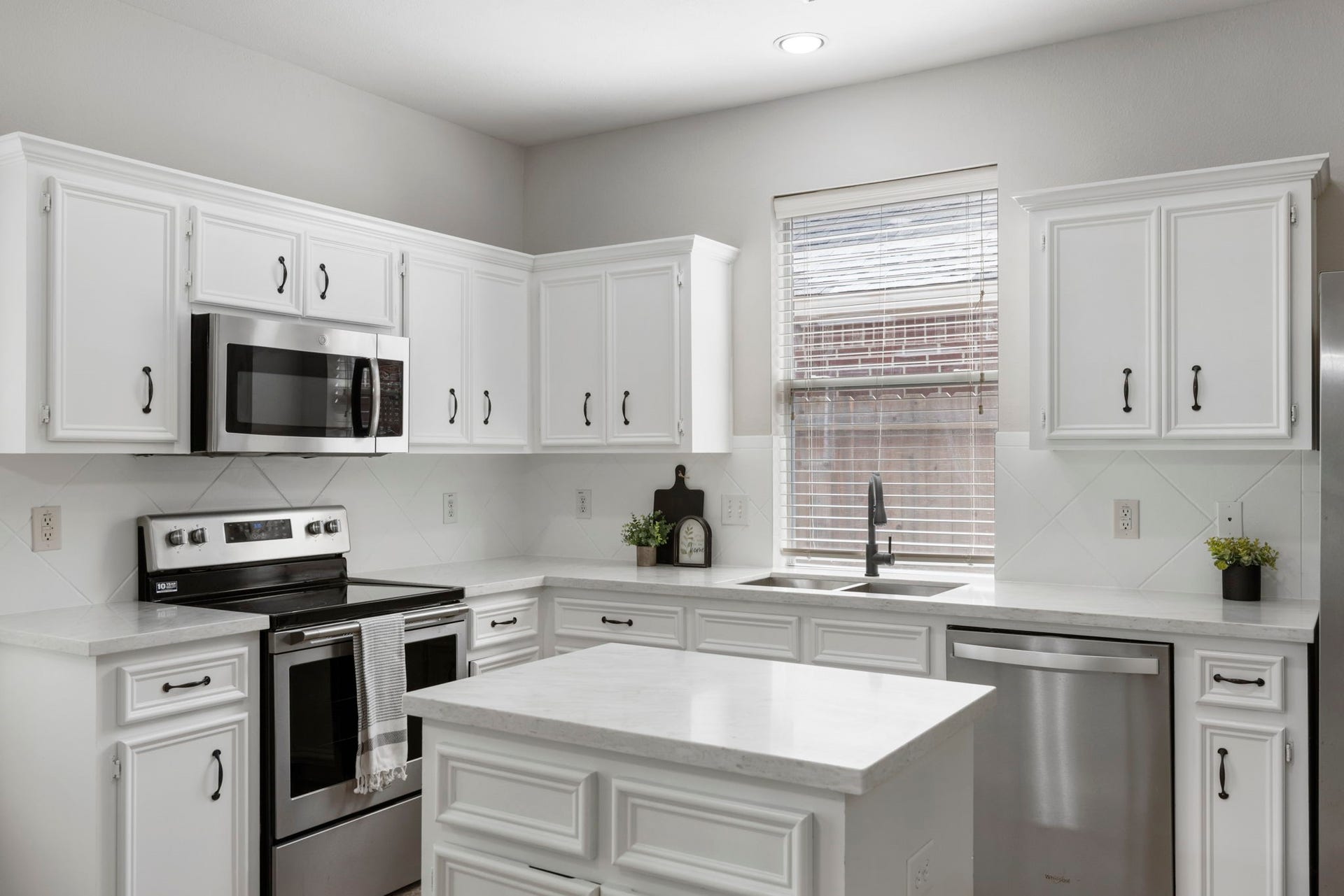 2318 Colonial Springs Lane, Spring, TX 77386 2318 Colonial Springs Lane, Spring, TX 77386