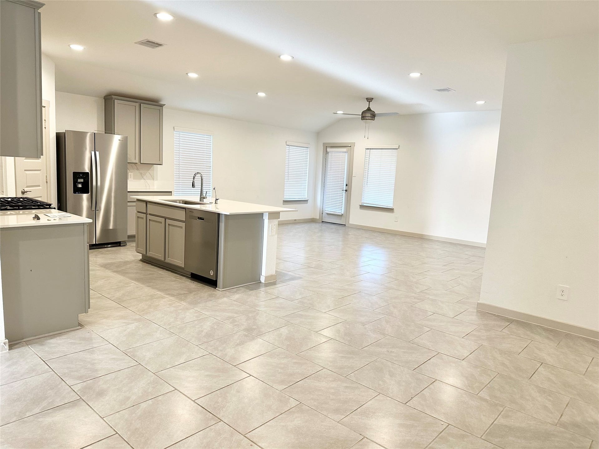 3919 Itzle Island Court, Fulshear, TX 77494 3919 Itzle Island Court, Fulshear, TX 77494