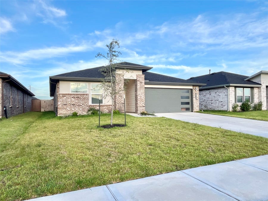 Property photo for 3919 Itzle Island Court, Fulshear, TX