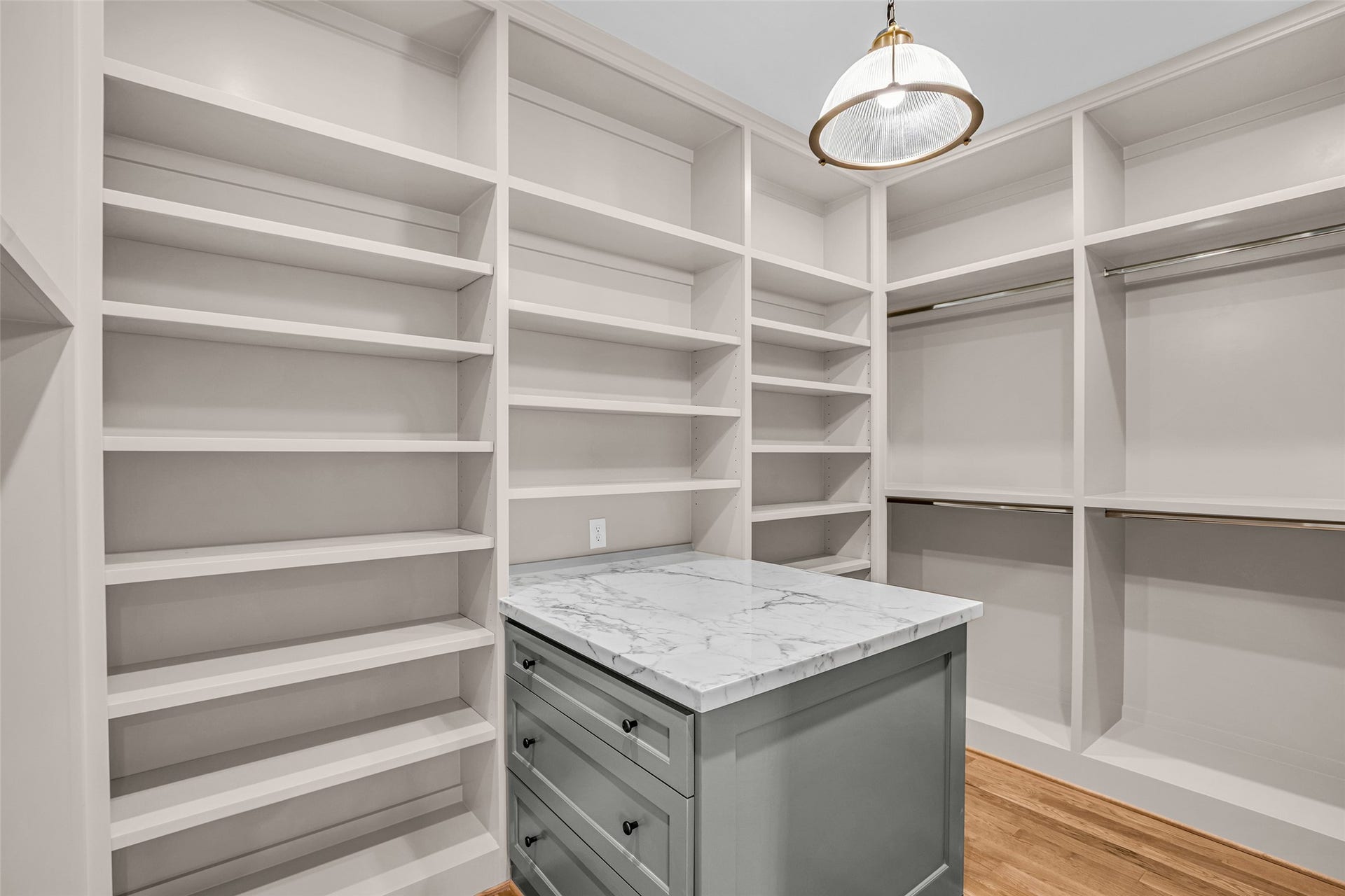 2602 Whitney Street, Houston, TX 77006 2602 Whitney Street, Houston, TX 77006