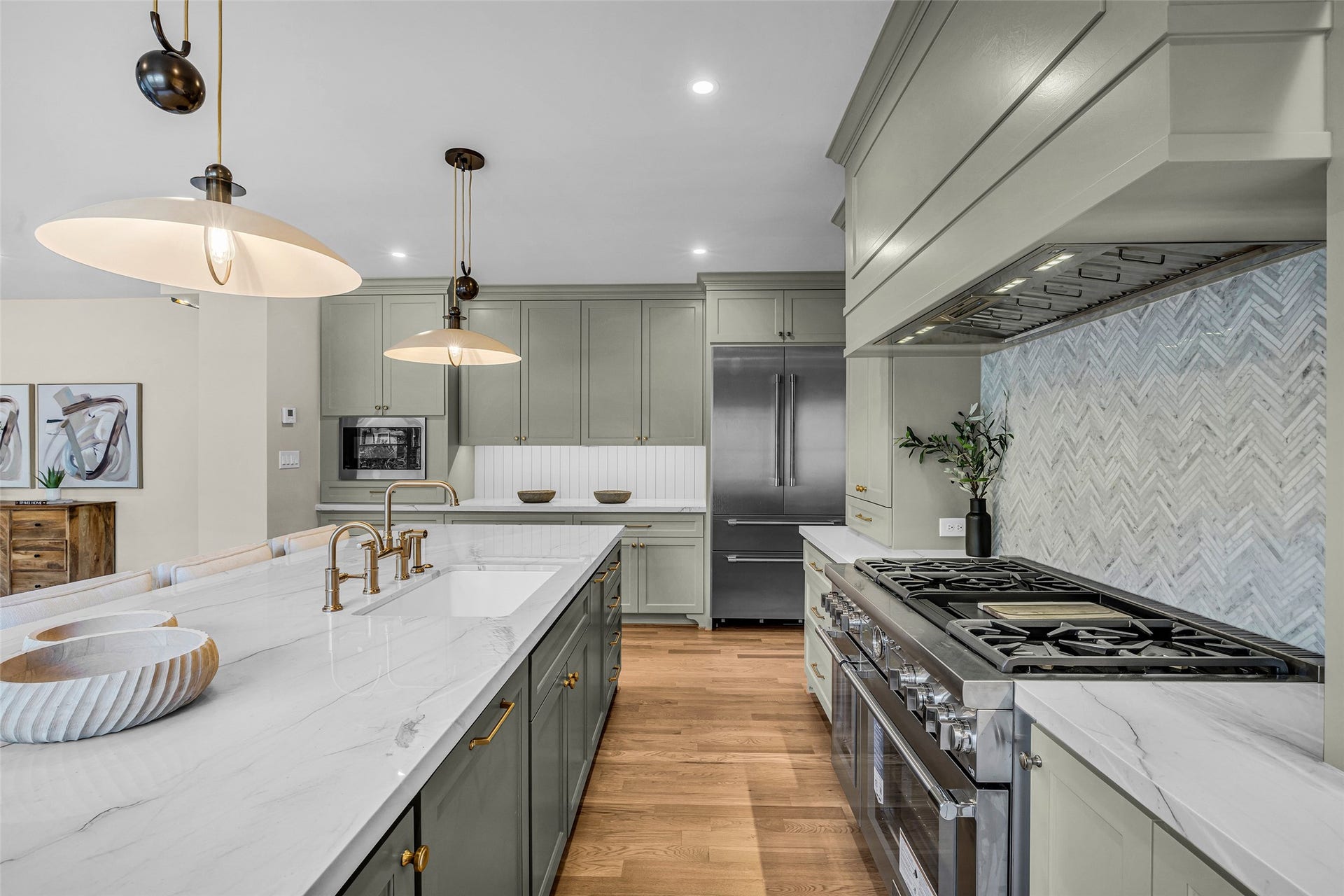 2602 Whitney Street, Houston, TX 77006 2602 Whitney Street, Houston, TX 77006