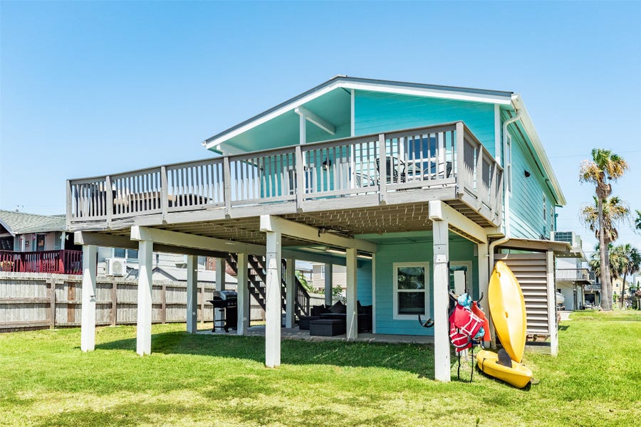 Property photo for 16519 Nassau Way, Jamaica Beach, TX