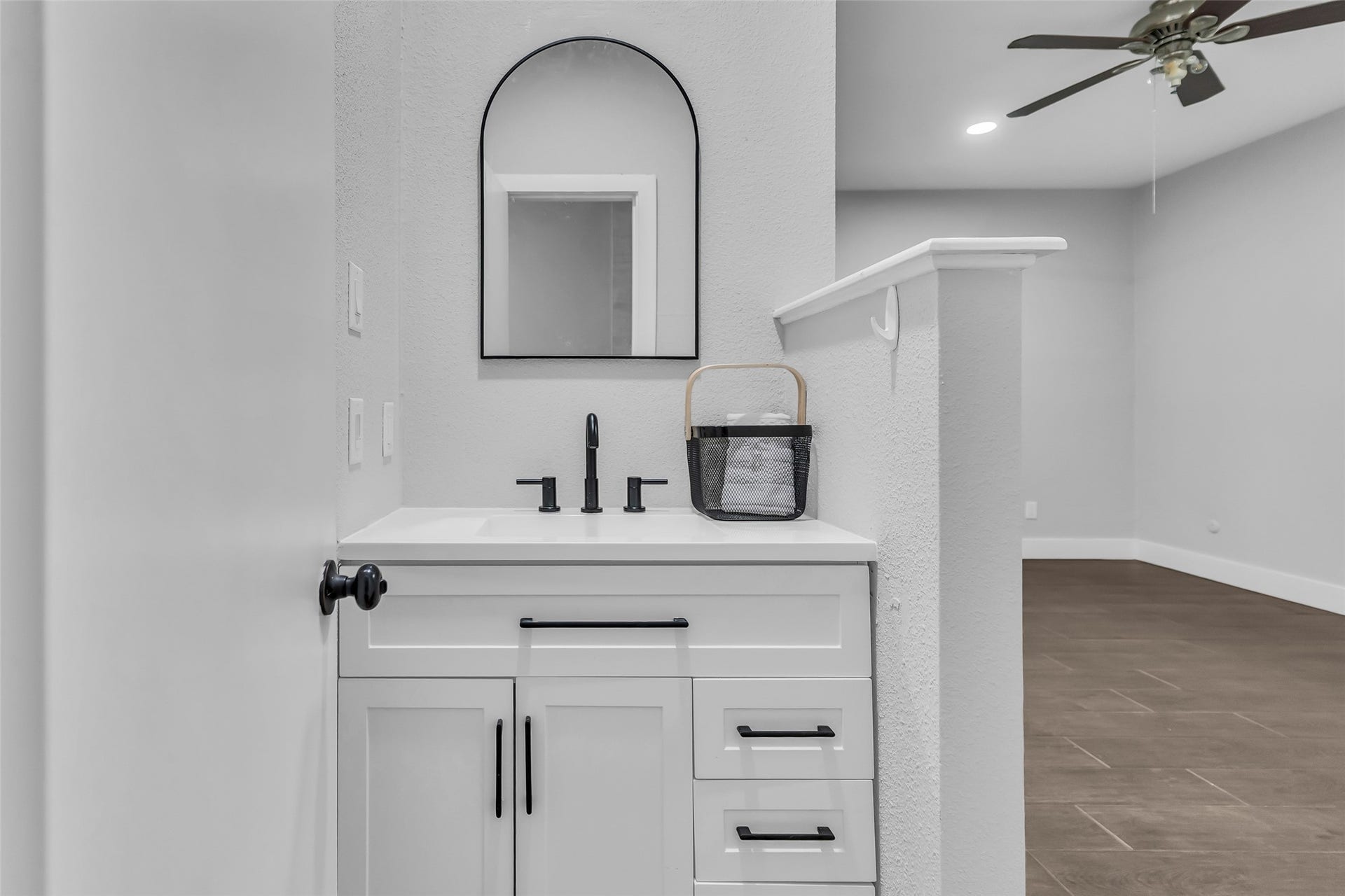 8100 Cambridge Street, #125, Houston, TX 77054 8100 Cambridge Street, #125, Houston, TX 77054