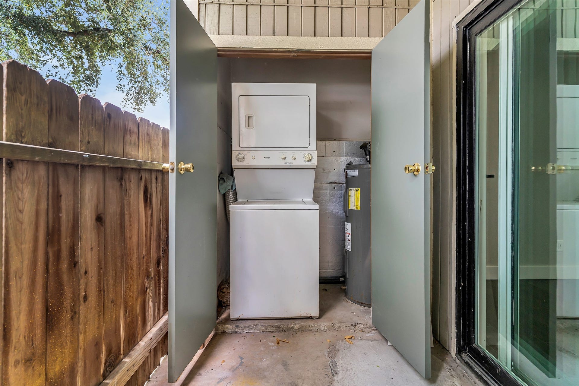 8100 Cambridge Street, #125, Houston, TX 77054 8100 Cambridge Street, #125, Houston, TX 77054