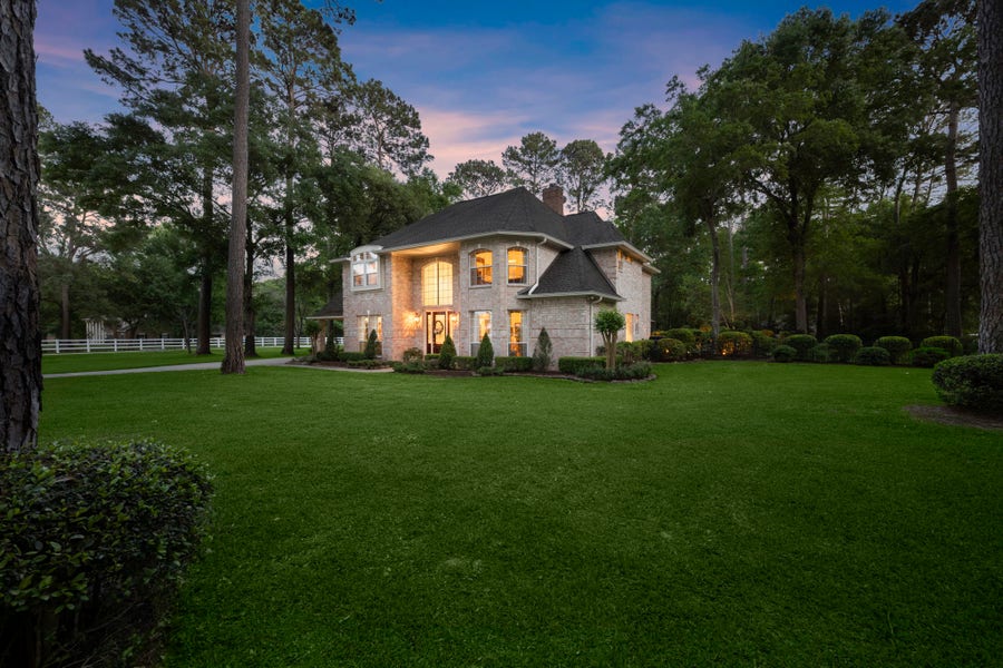 Property photo for 9913 Kleppel Road, Tomball, TX