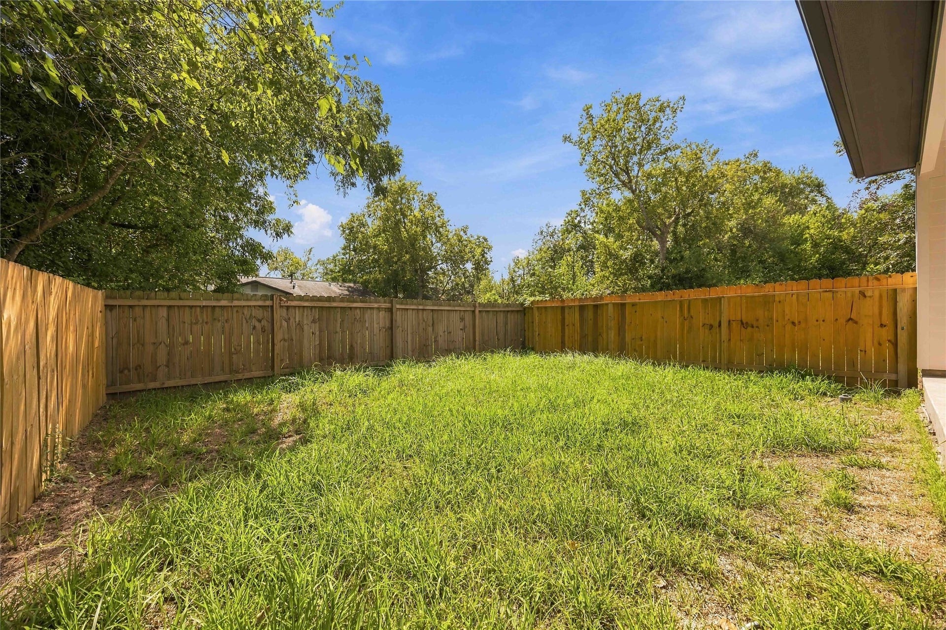 5218 Higgins Street, #A/B, Houston, TX 77033