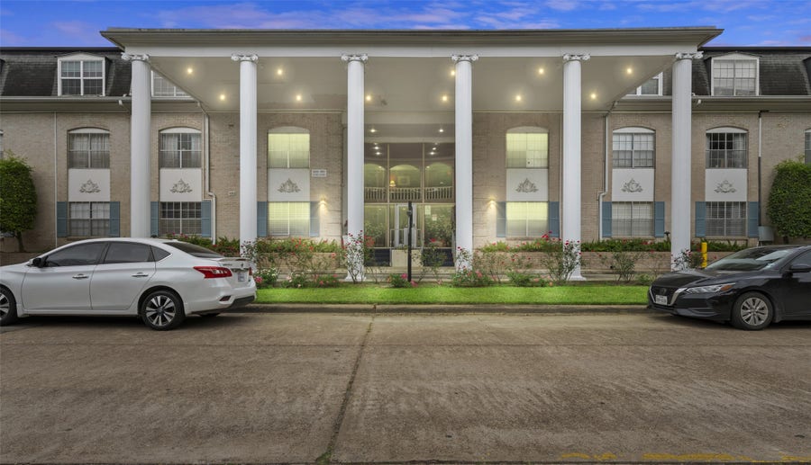 Property photo for 2601 Bellefontaine Street, #C116, Houston, TX