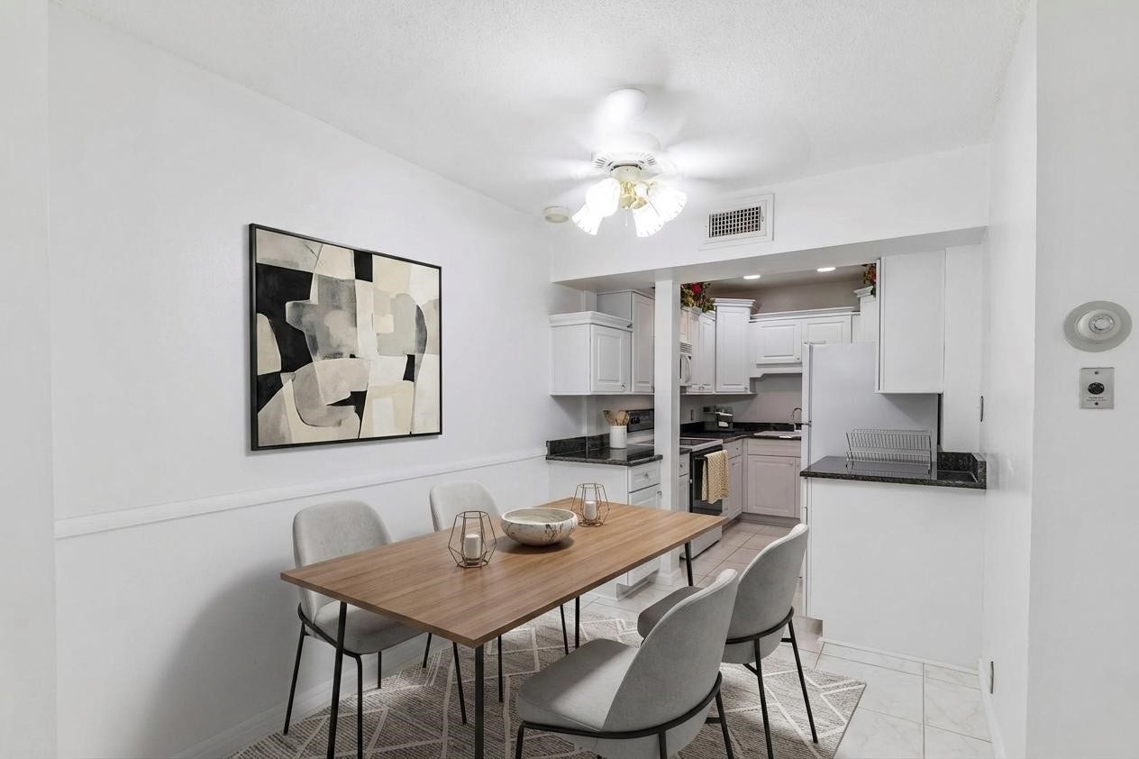 2601 Bellefontaine Street, #C104, Houston, TX 77025 2601 Bellefontaine Street, #C104, Houston, TX 77025