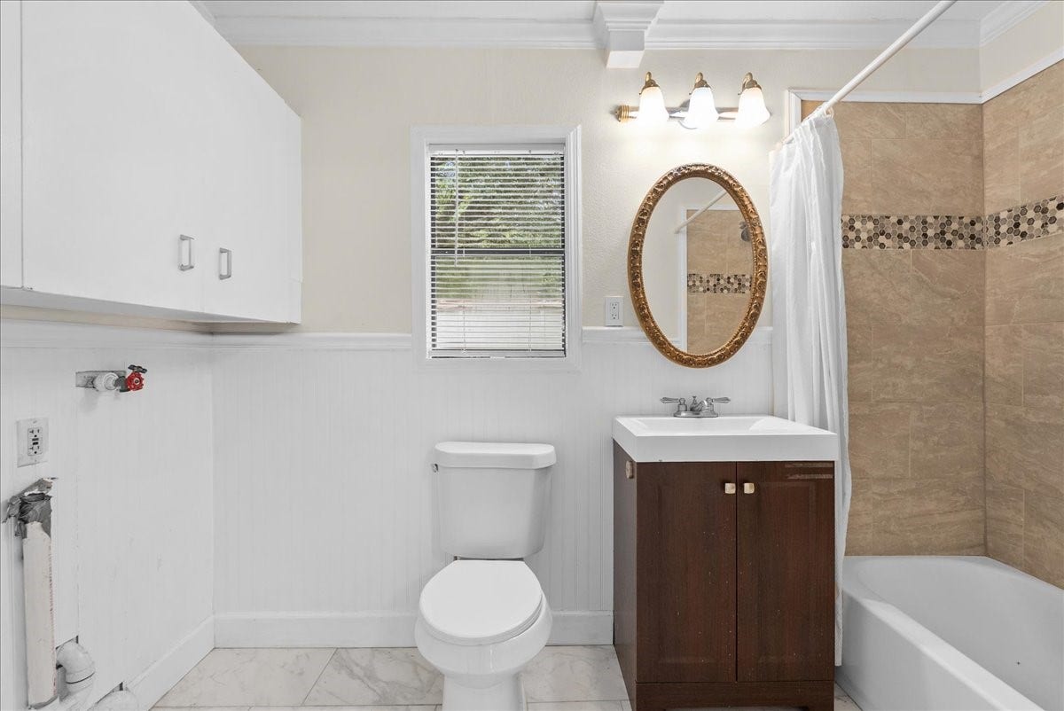 6119 Highland Road, Santa Fe, TX 77517 6119 Highland Road, Santa Fe, TX 77517