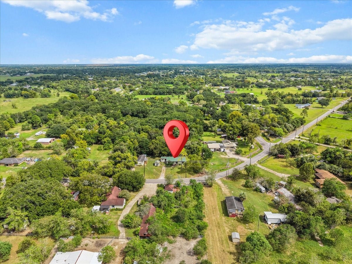 6119 Highland Road, Santa Fe, TX 77517 6119 Highland Road, Santa Fe, TX 77517