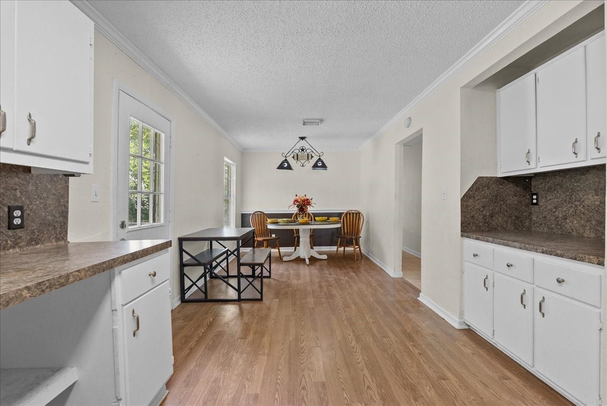 6119 Highland Road, Santa Fe, TX 77517 6119 Highland Road, Santa Fe, TX 77517