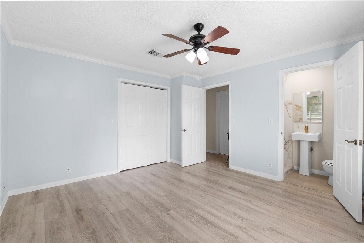 6119 Highland Road, Santa Fe, TX 77517 6119 Highland Road, Santa Fe, TX 77517