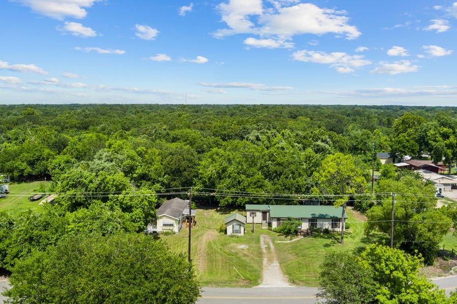 Property photo for 6119 Highland Road, Santa Fe, TX