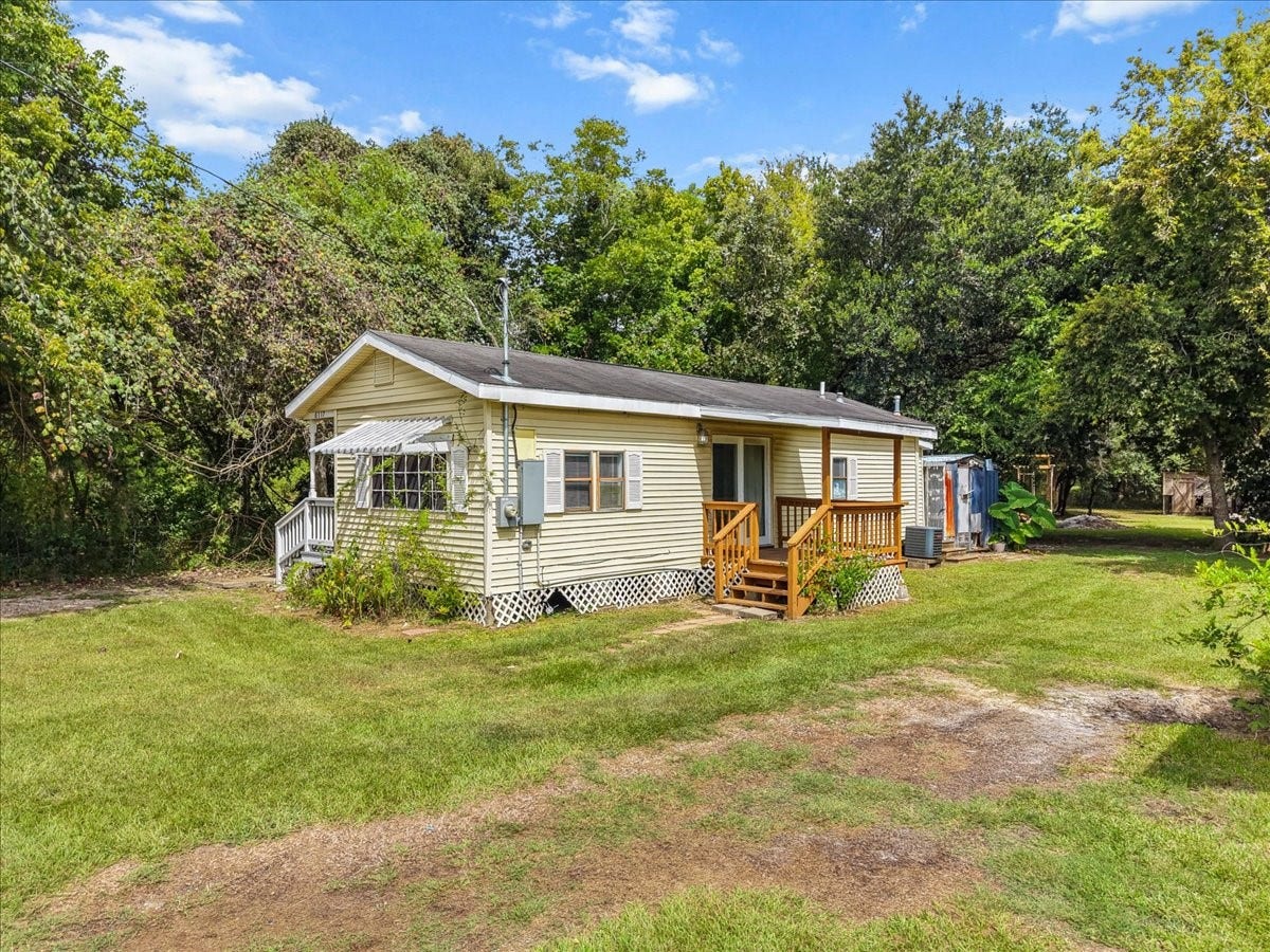 6119 Highland Road, Santa Fe, TX 77517 6119 Highland Road, Santa Fe, TX 77517