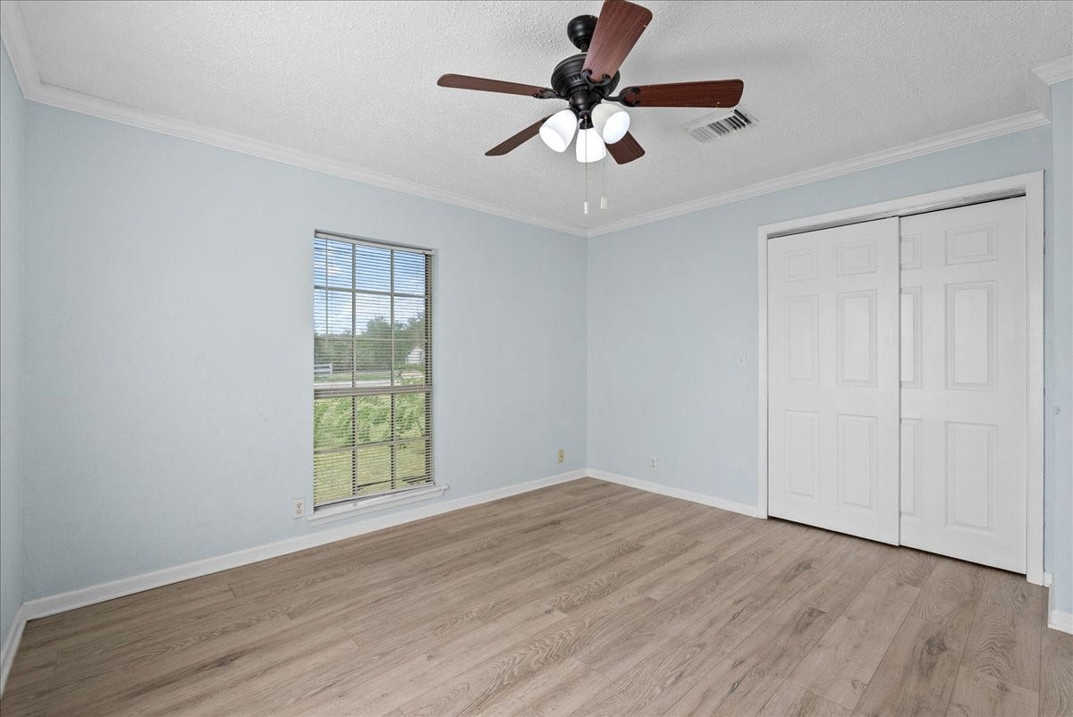 6119 Highland Road, Santa Fe, TX 77517 6119 Highland Road, Santa Fe, TX 77517