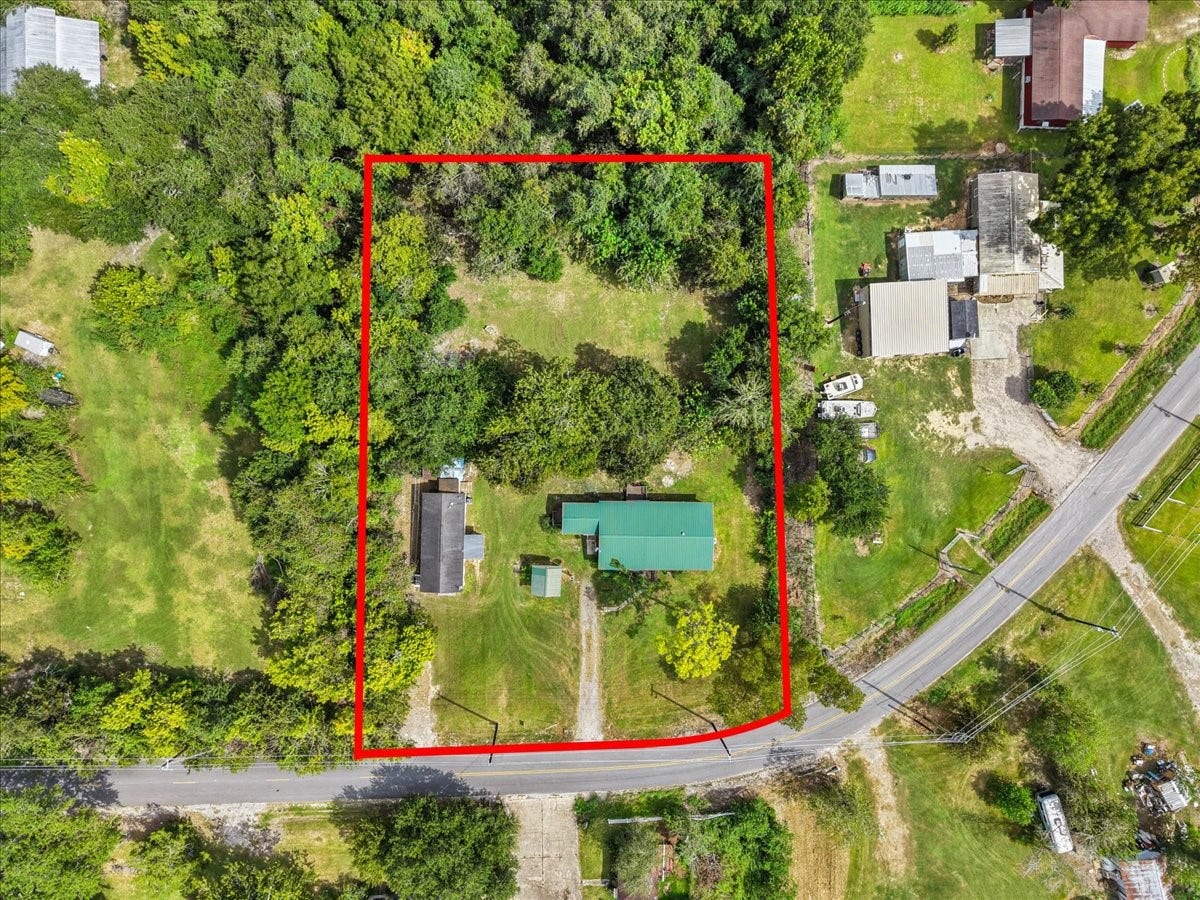 6119 Highland Road, Santa Fe, TX 77517 6119 Highland Road, Santa Fe, TX 77517