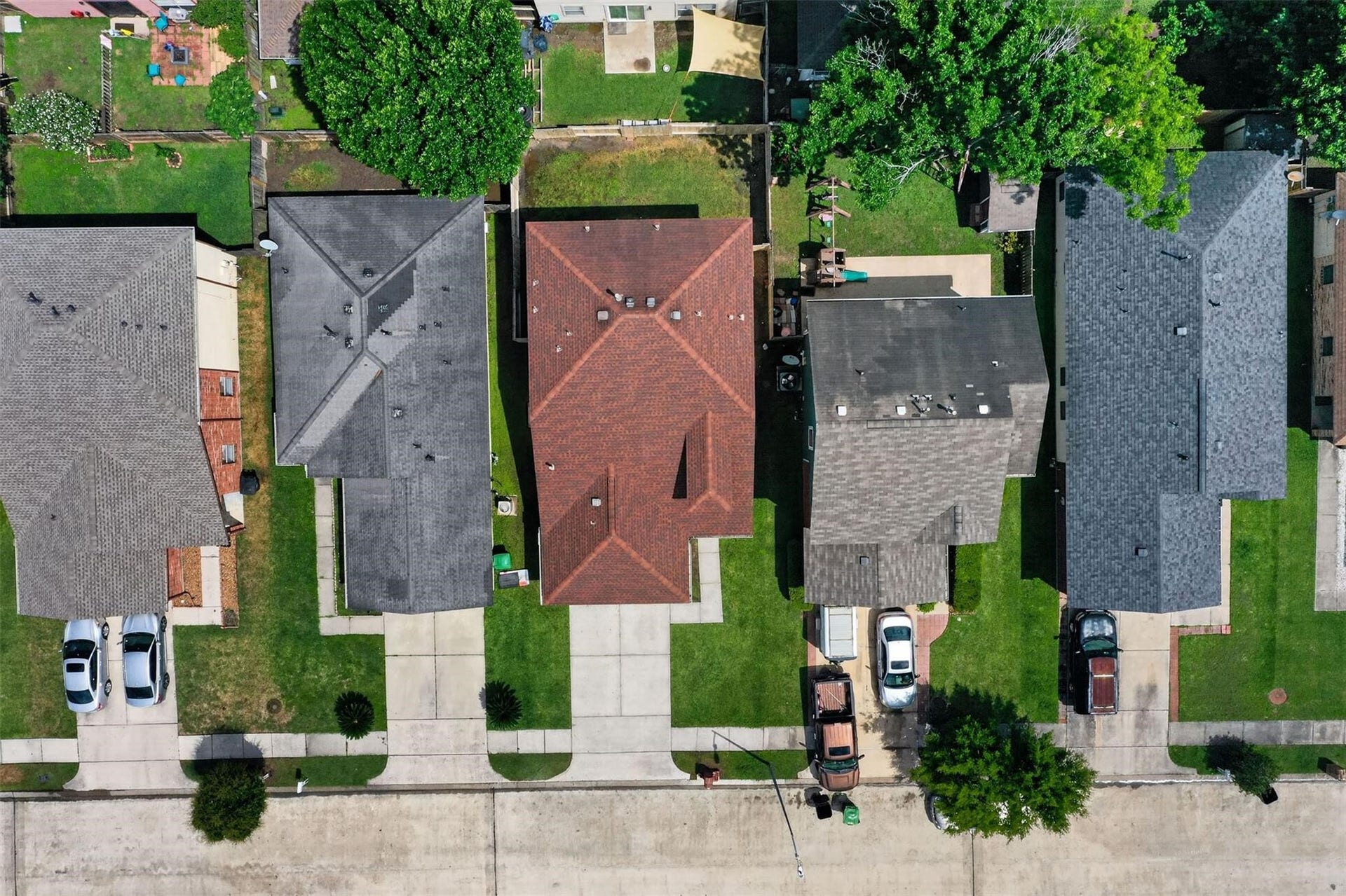 11811 Fossil Rock Lane, Houston, TX 77034 11811 Fossil Rock Lane, Houston, TX 77034