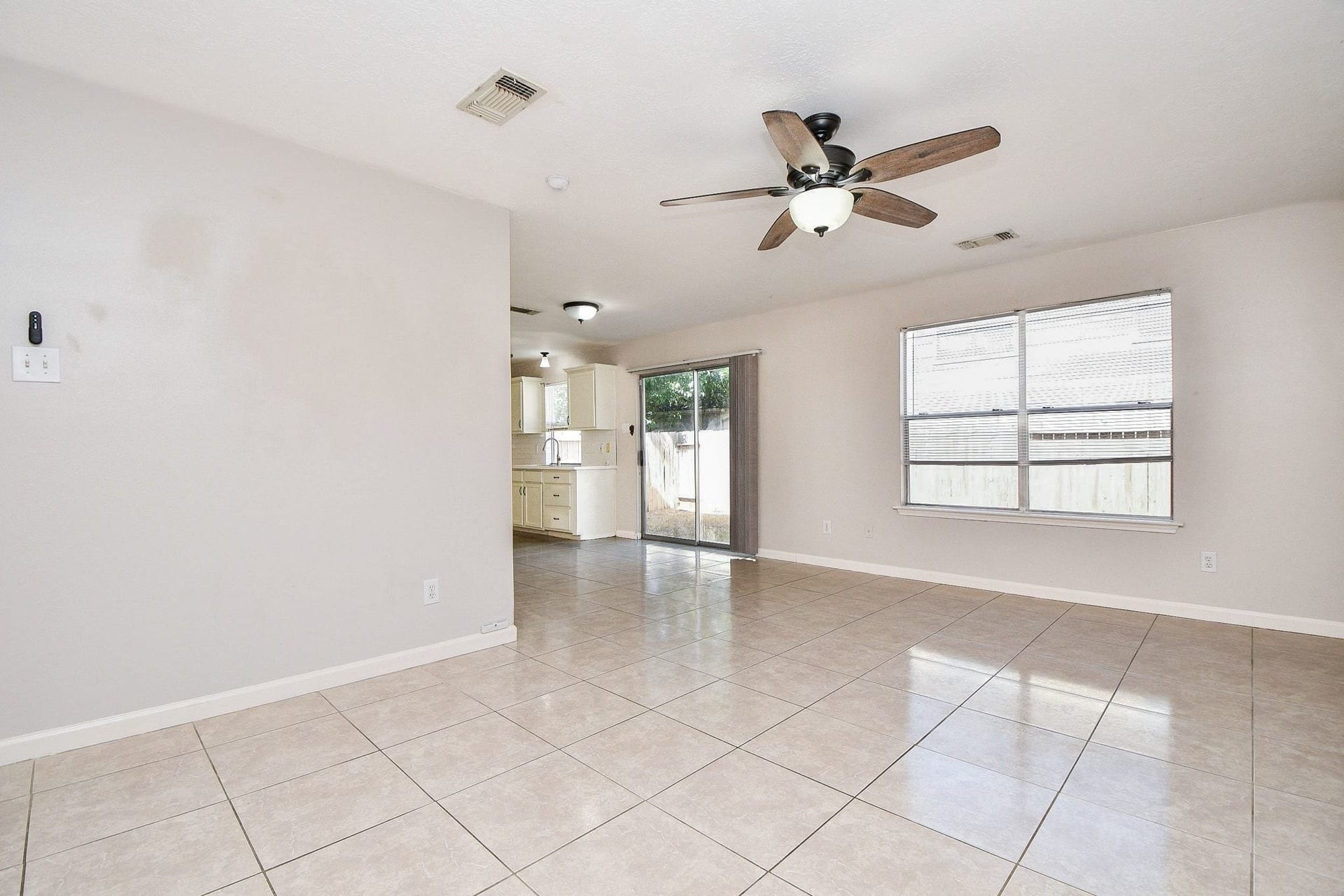 11811 Fossil Rock Lane, Houston, TX 77034 11811 Fossil Rock Lane, Houston, TX 77034