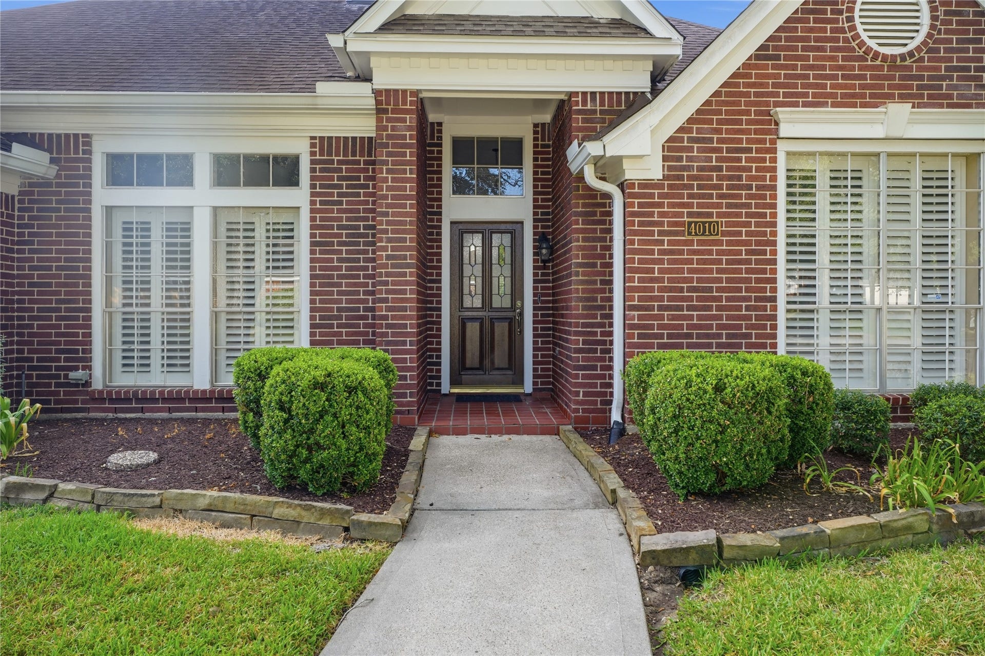 4010 Raven River Drive, Pasadena, TX 77059