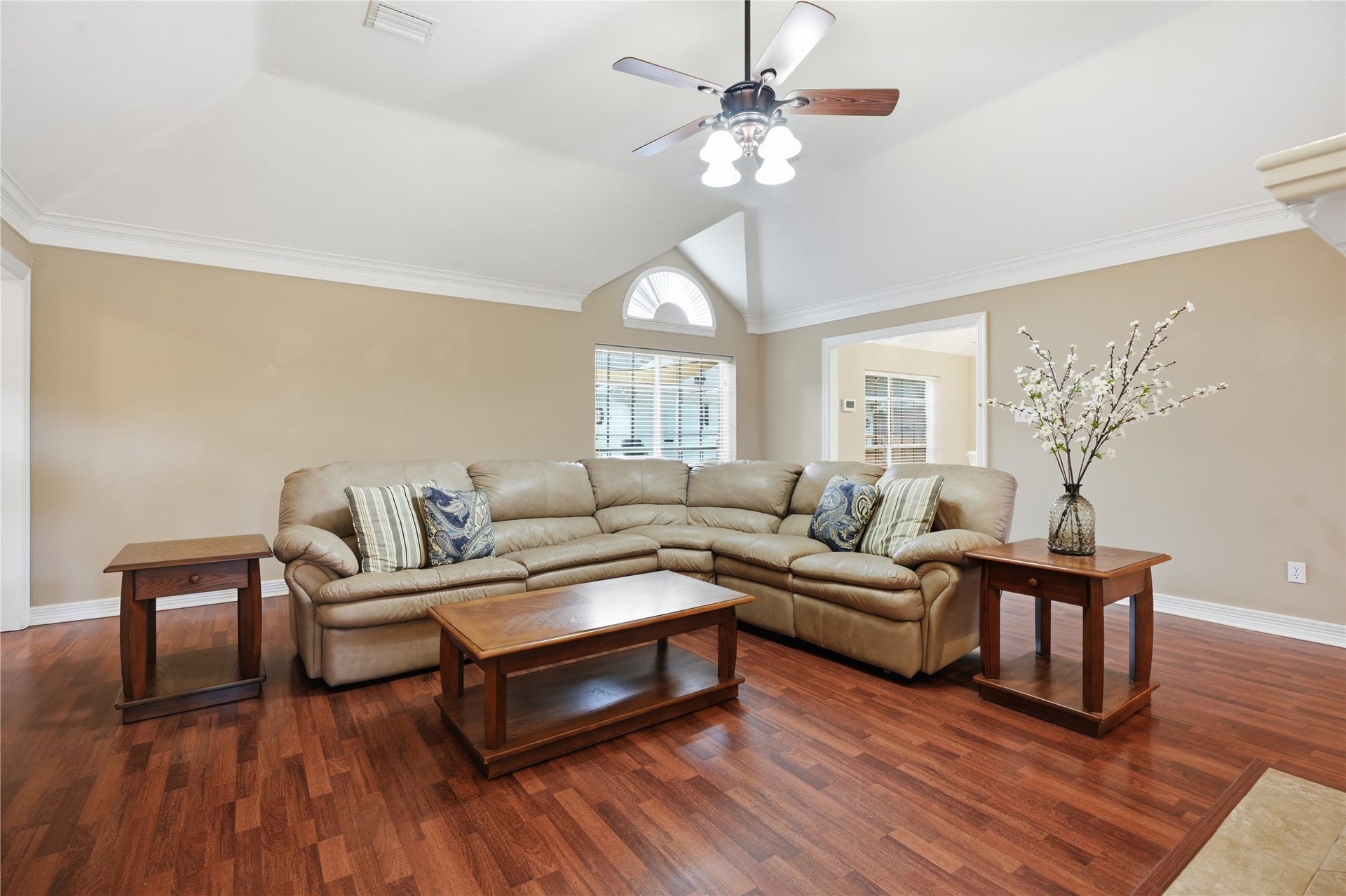 4010 Raven River Drive, Pasadena, TX 77059