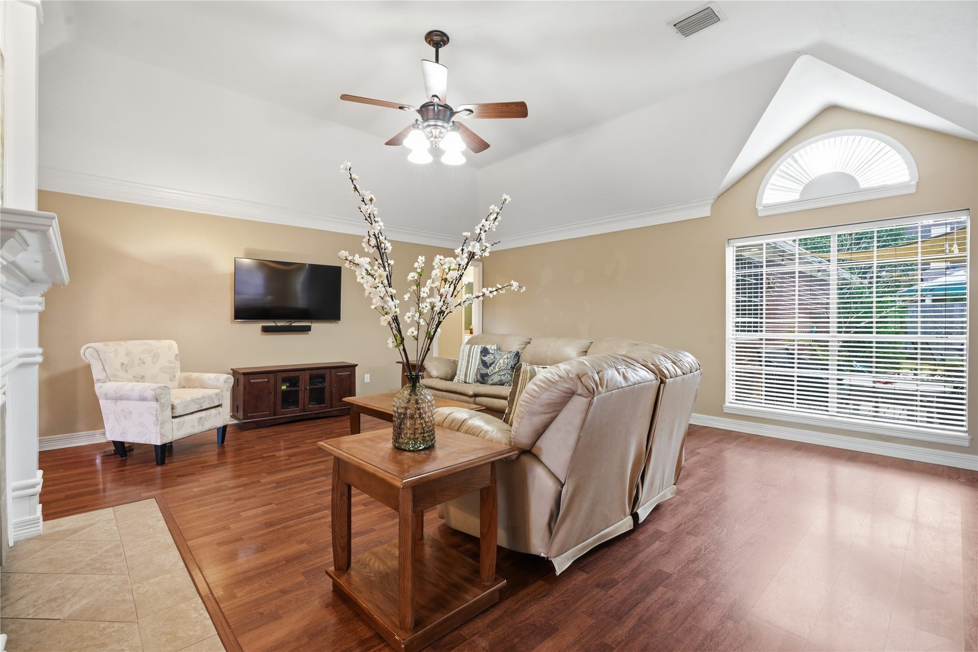 4010 Raven River Drive, Pasadena, TX 77059
