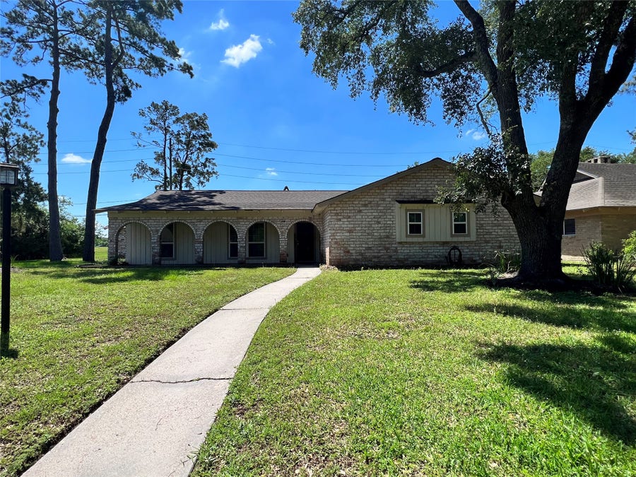 Property photo for 203 Acorn Tree Court, Spring, TX