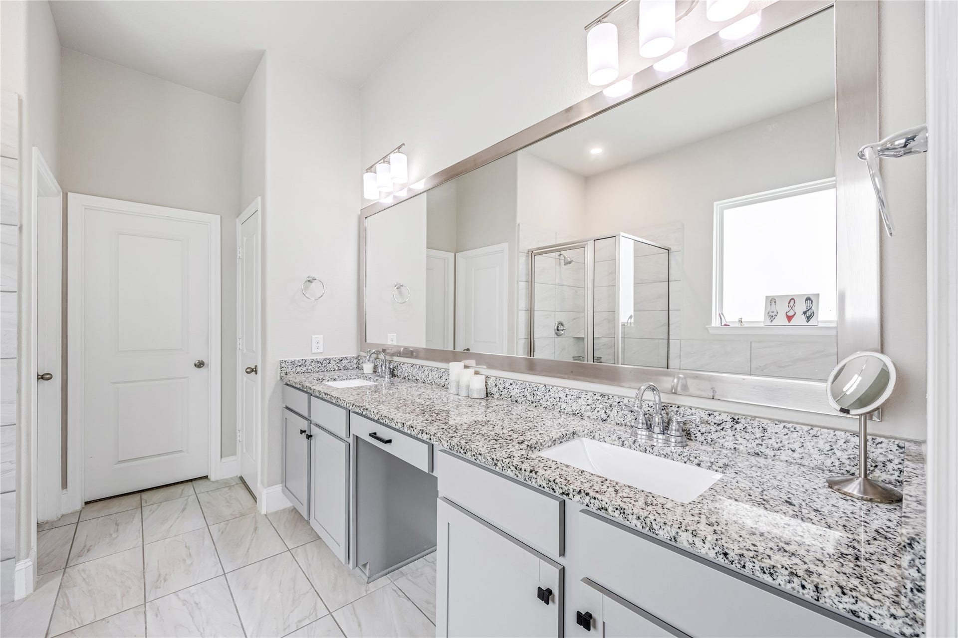 15811 Sunlit Falls Drive, Humble, TX 77346 15811 Sunlit Falls Drive, Humble, TX 77346