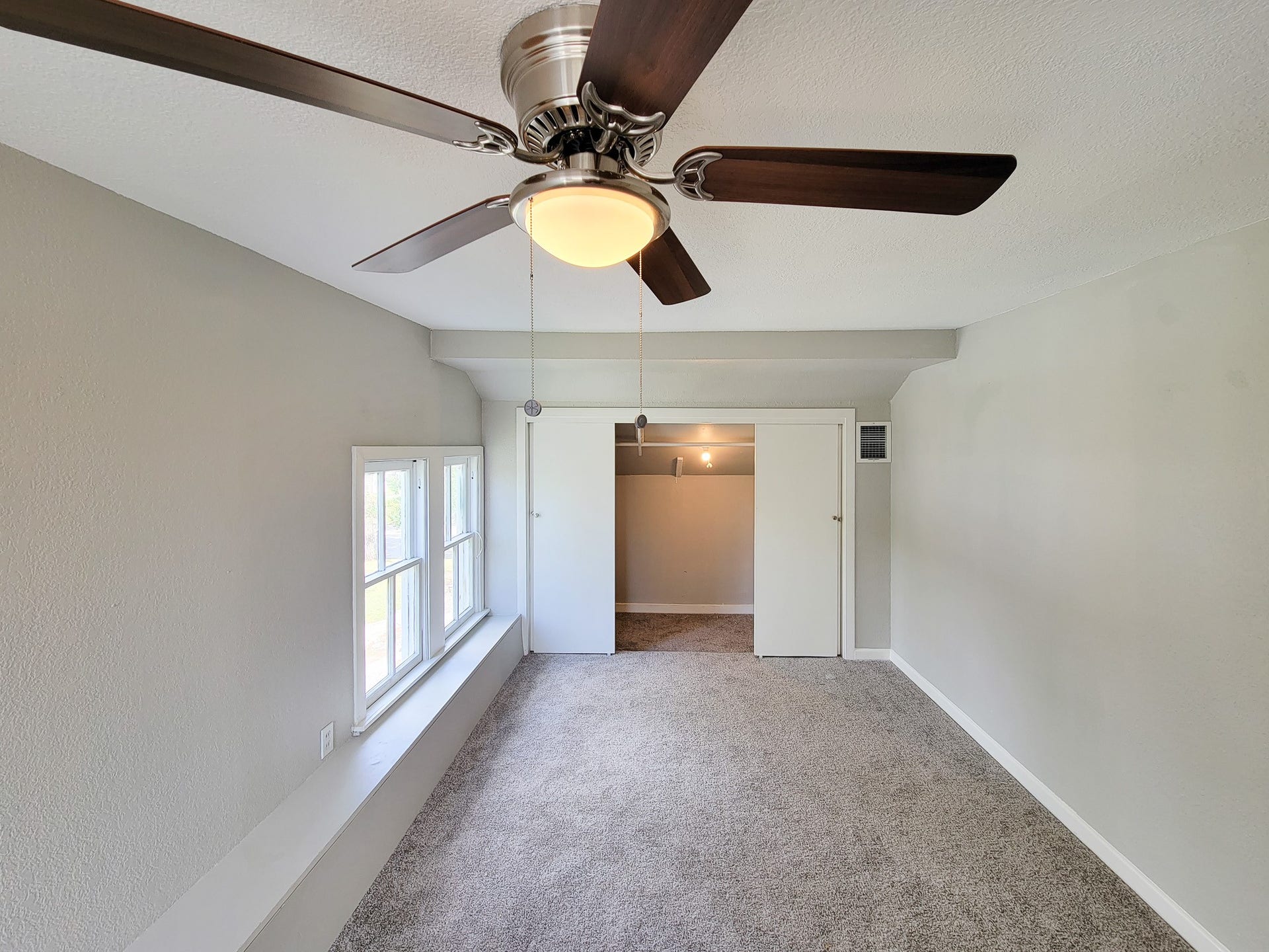605 N Avenue A, Freeport, TX 77541