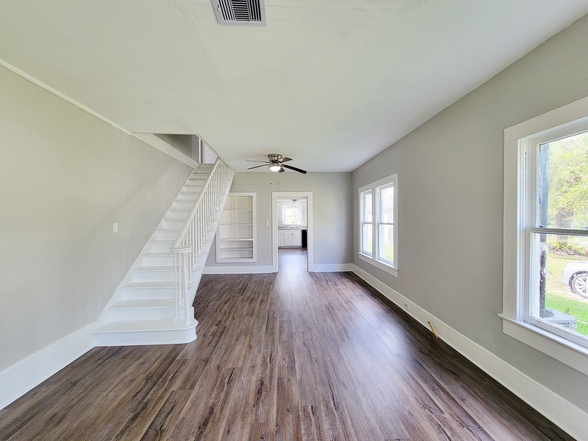 605 N Avenue A, Freeport, TX 77541