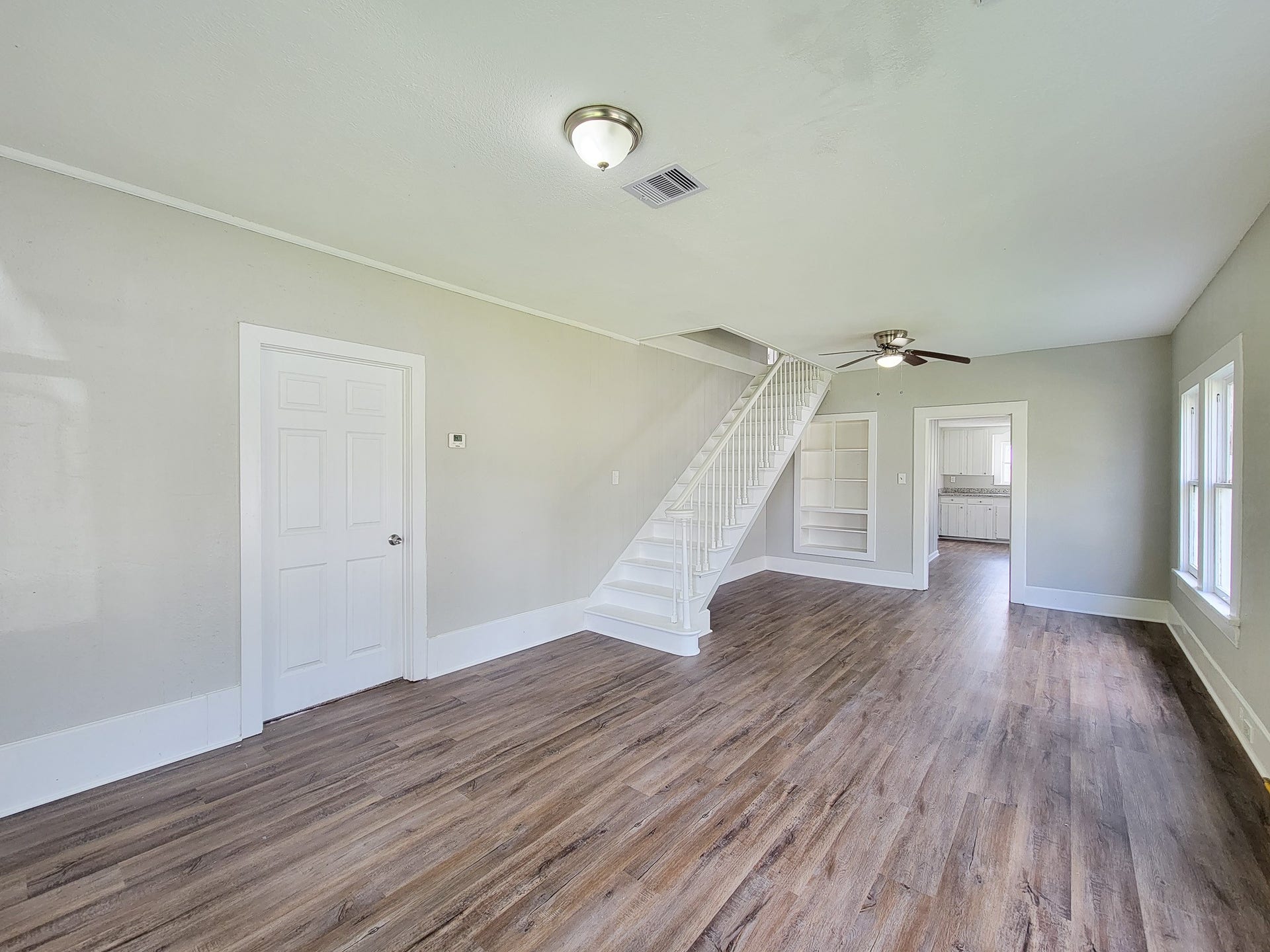 605 N Avenue A, Freeport, TX 77541