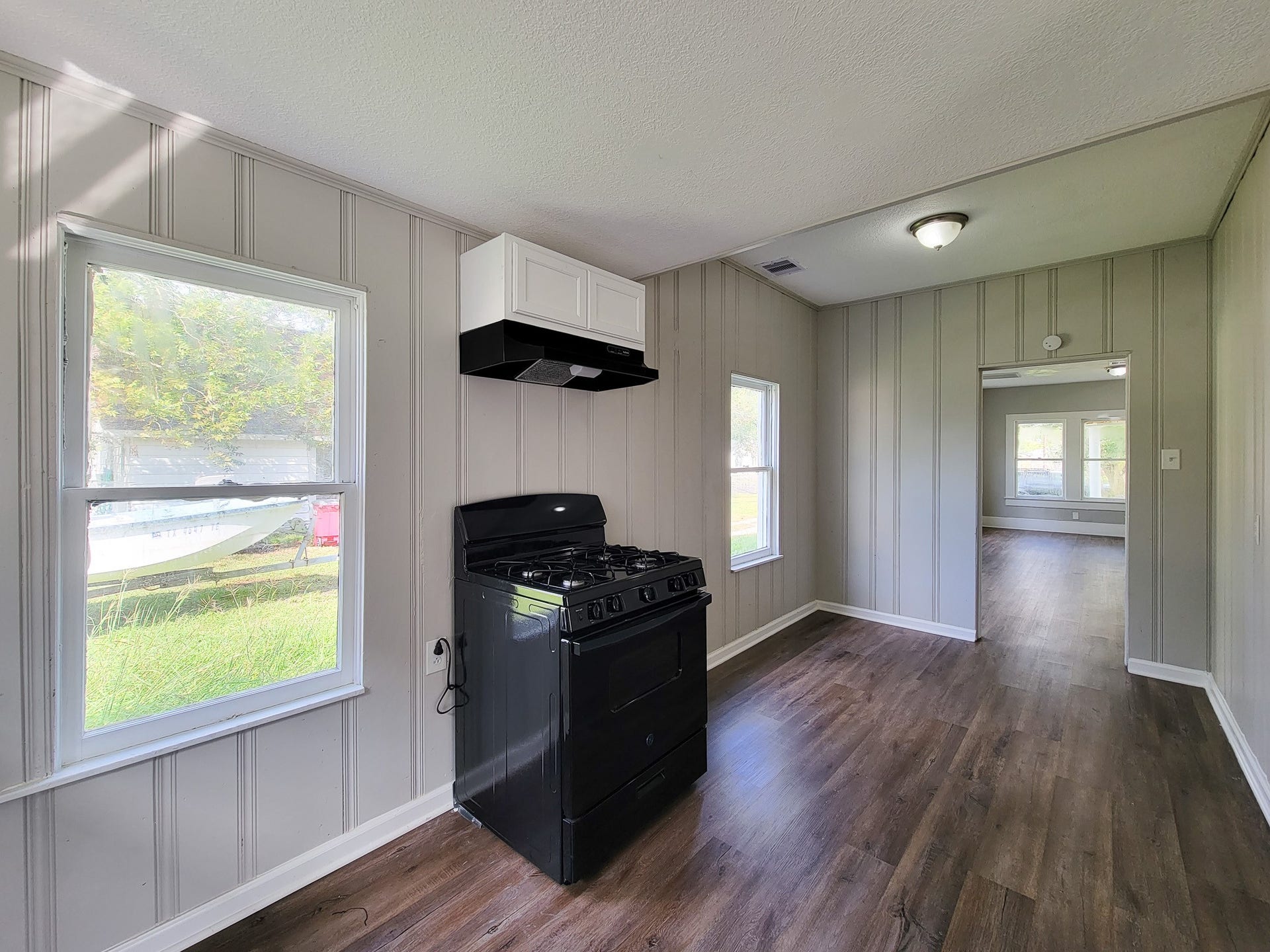 605 N Avenue A, Freeport, TX 77541