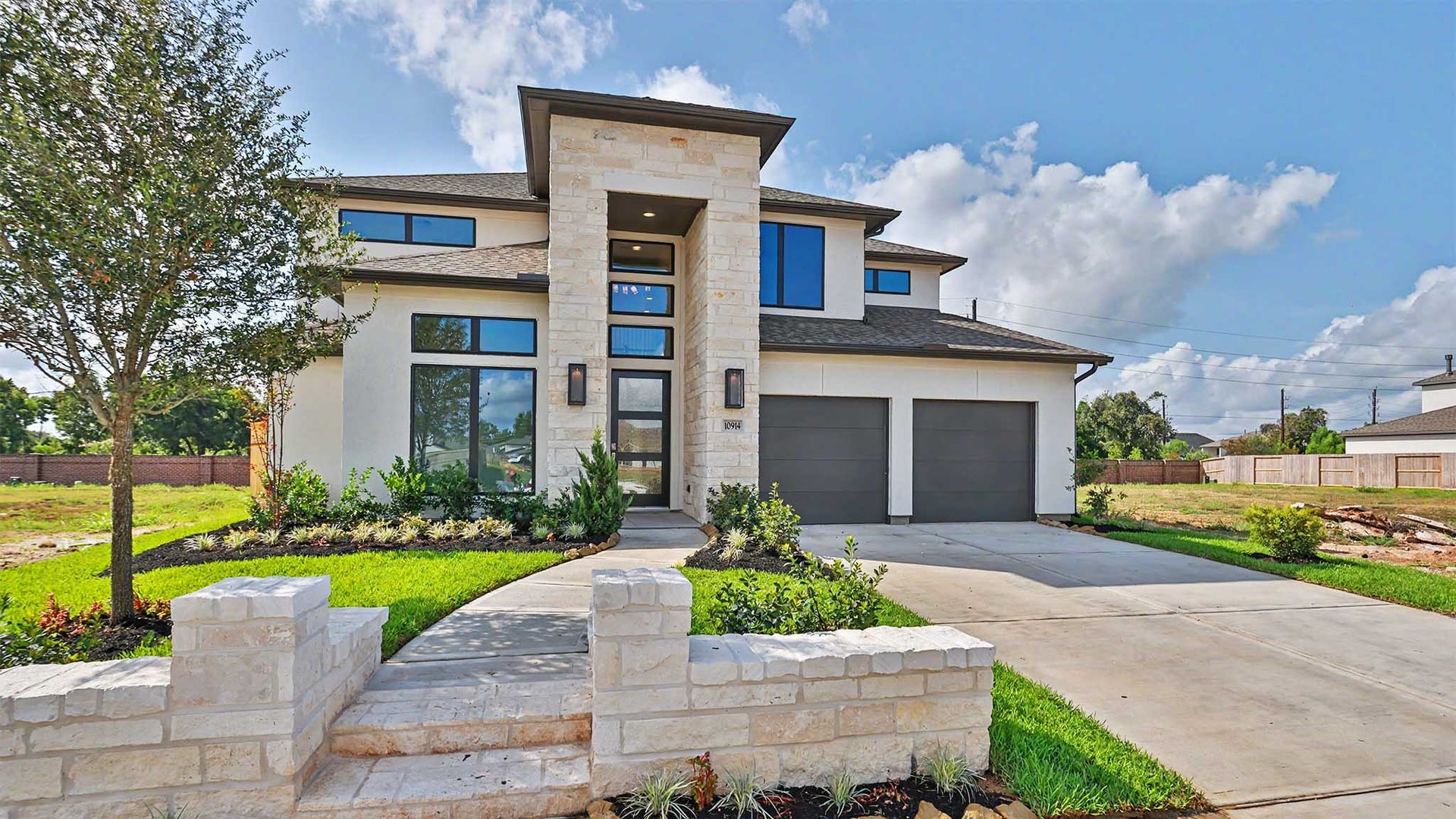10914 Water Point Drive, Missouri City, TX 77459 10914 Water Point Drive, Missouri City, TX 77459