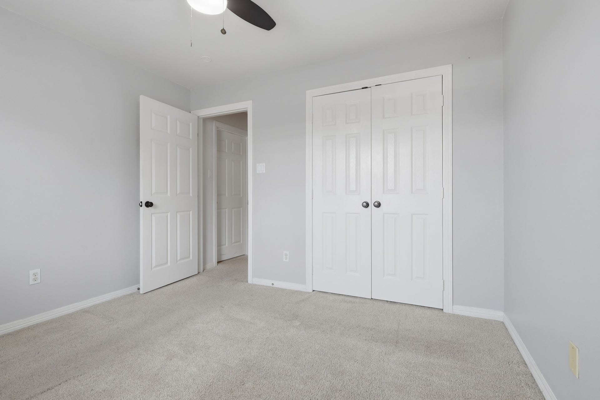 9419 Stonehouse Lane, Houston, TX 77025 9419 Stonehouse Lane, Houston, TX 77025