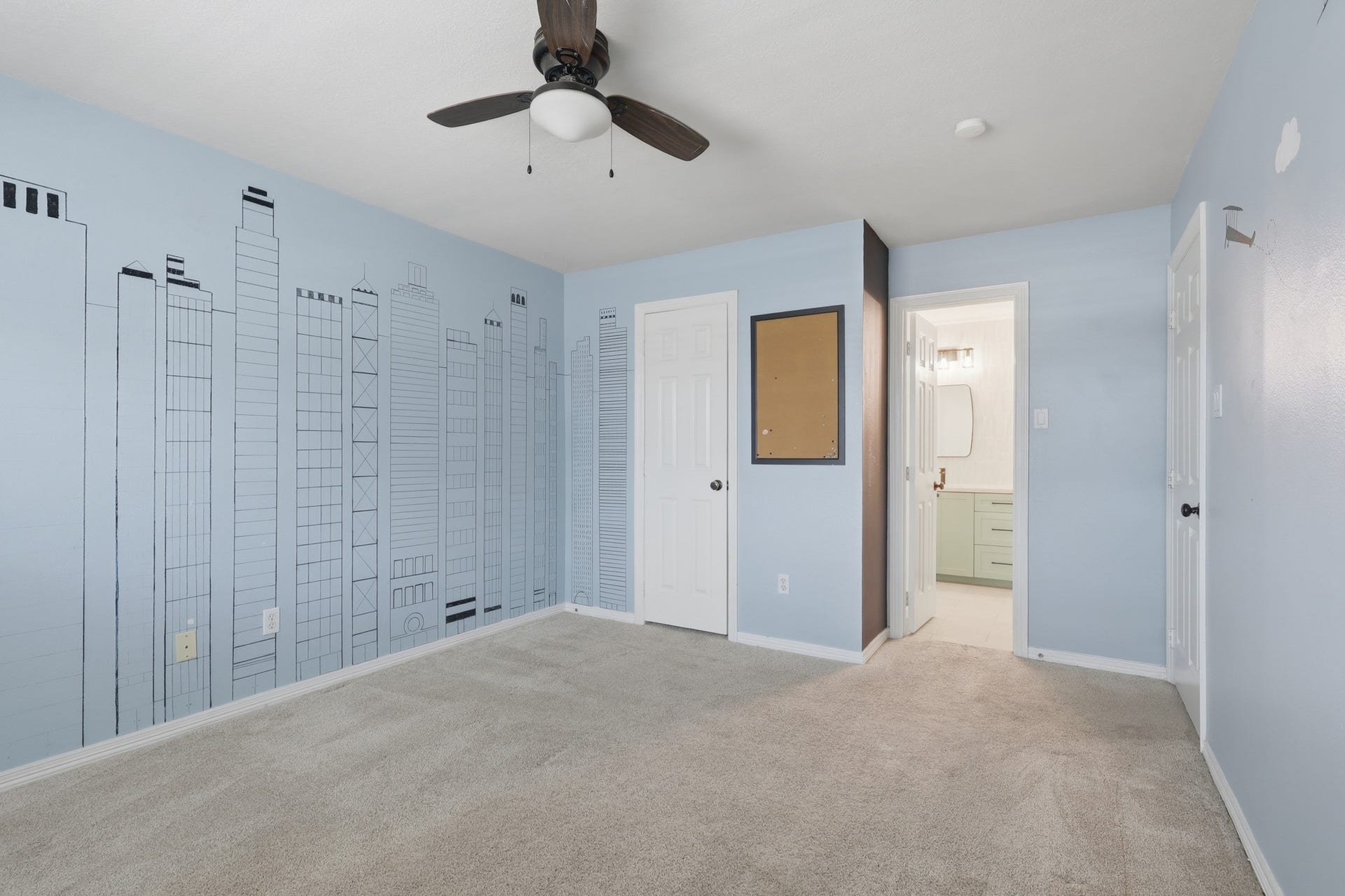 9419 Stonehouse Lane, Houston, TX 77025 bedroom 2