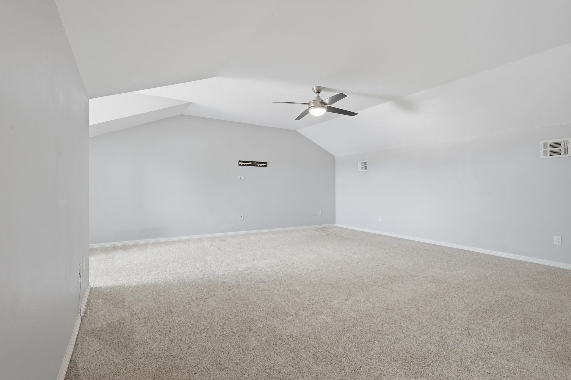 9419 Stonehouse Lane, Houston, TX 77025 9419 Stonehouse Lane, Houston, TX 77025