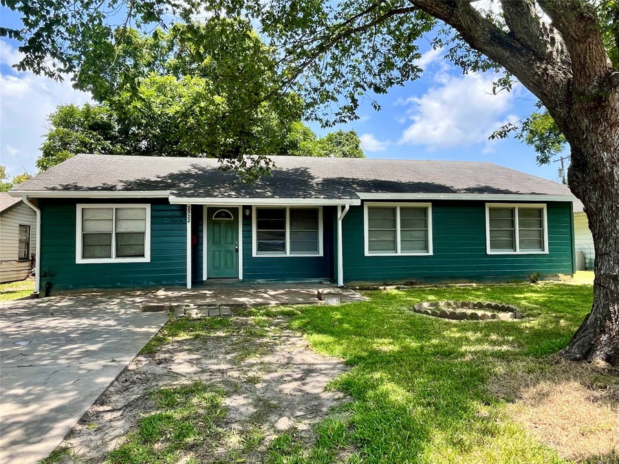 Property photo for 2922 Robinson Boulevard, Texas City, TX