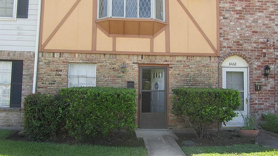 Property photo for 8470 Leawood Boulevard, Houston, TX