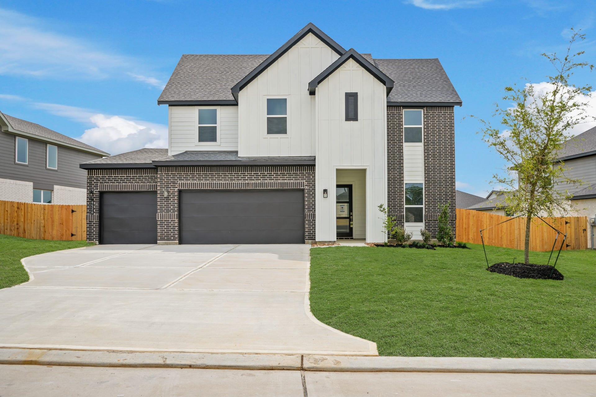 4526 Iguaza Falls Drive, Conroe, TX 77303 4526 Iguaza Falls Drive, Conroe, TX 77303