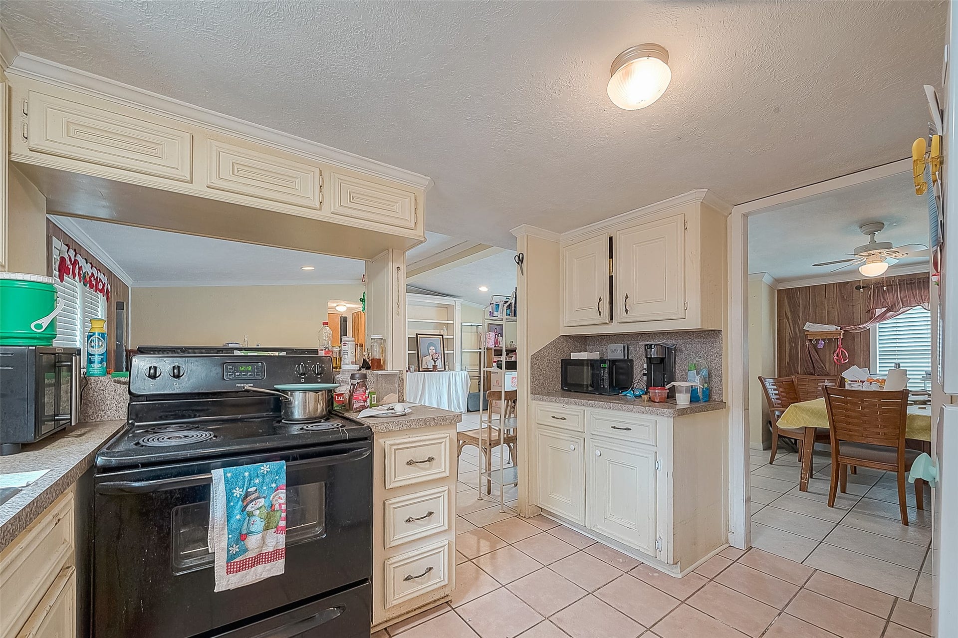 829 Porter Road, Conroe, TX 77301 829 Porter Road, Conroe, TX 77301