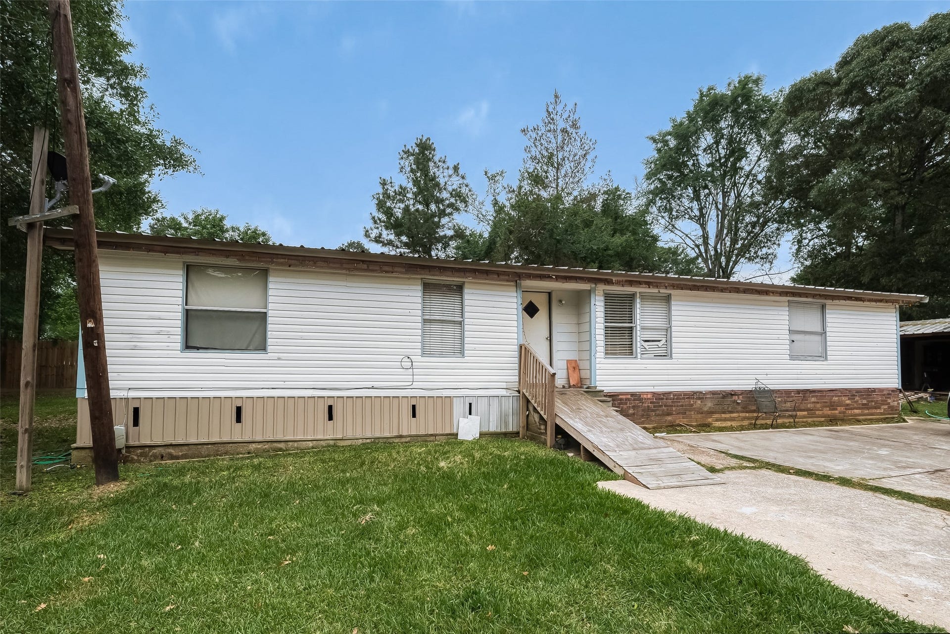 829 Porter Road, Conroe, TX 77301 829 Porter Road, Conroe, TX 77301