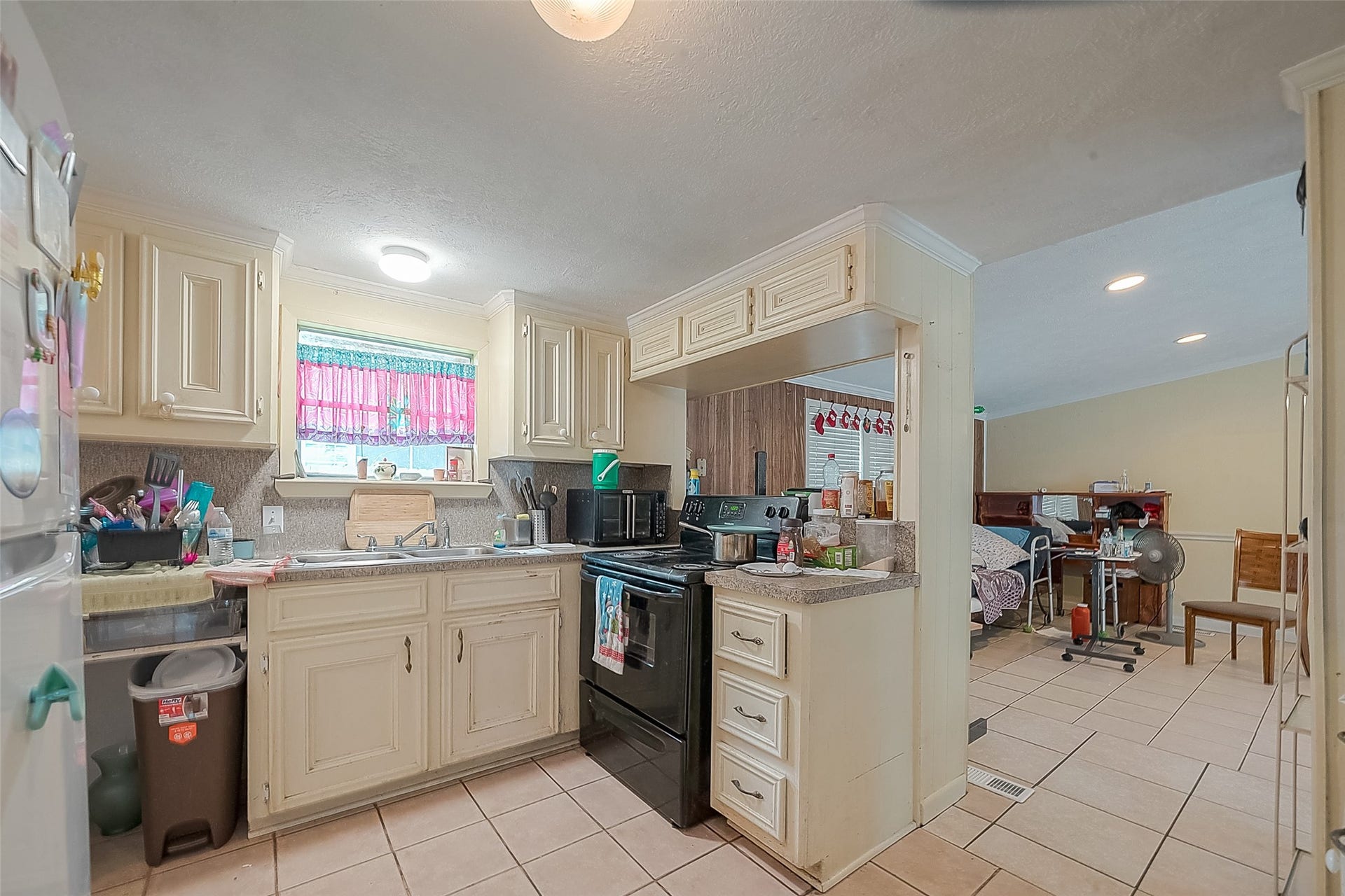 829 Porter Road, Conroe, TX 77301 829 Porter Road, Conroe, TX 77301