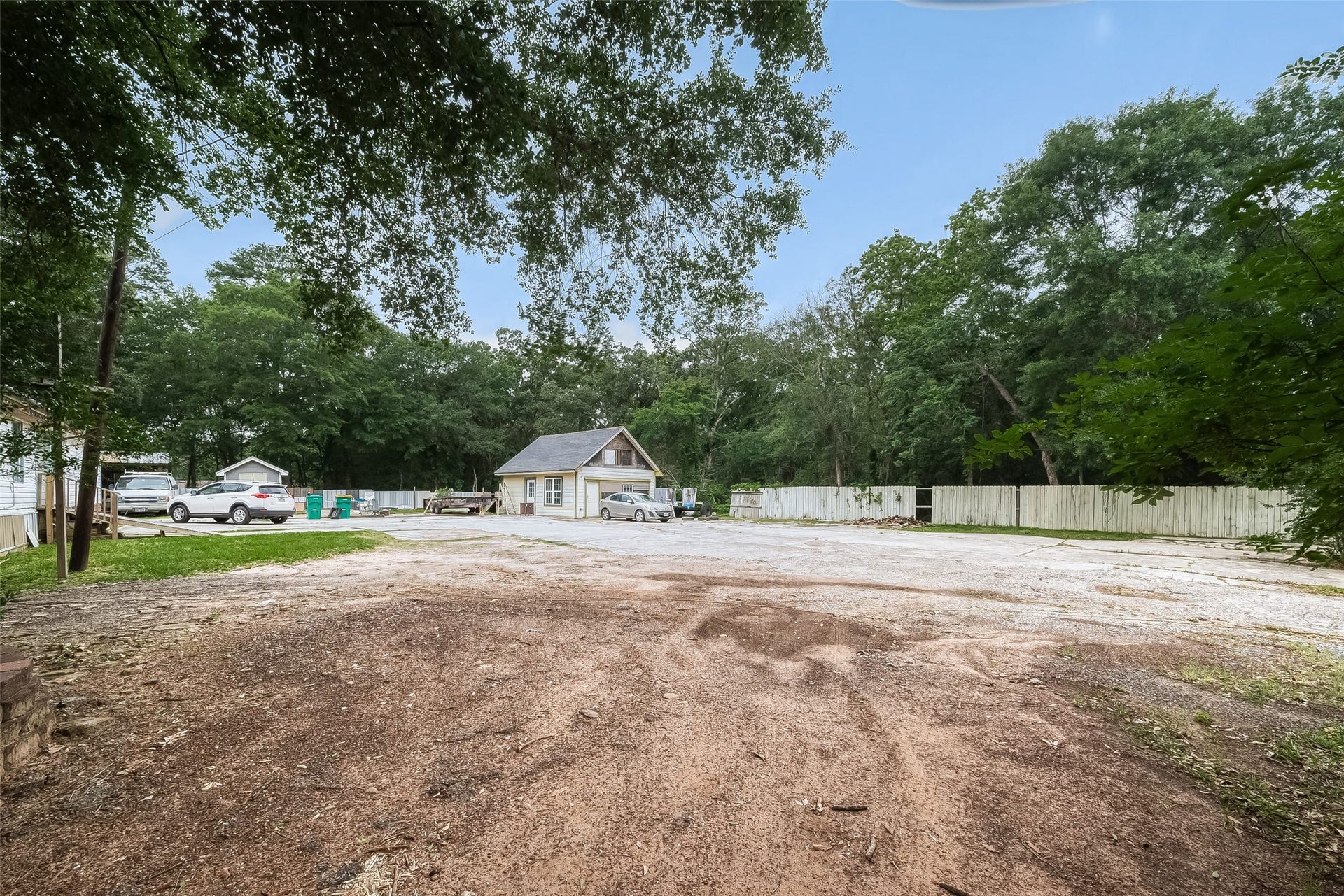 829 Porter Road, Conroe, TX 77301 829 Porter Road, Conroe, TX 77301