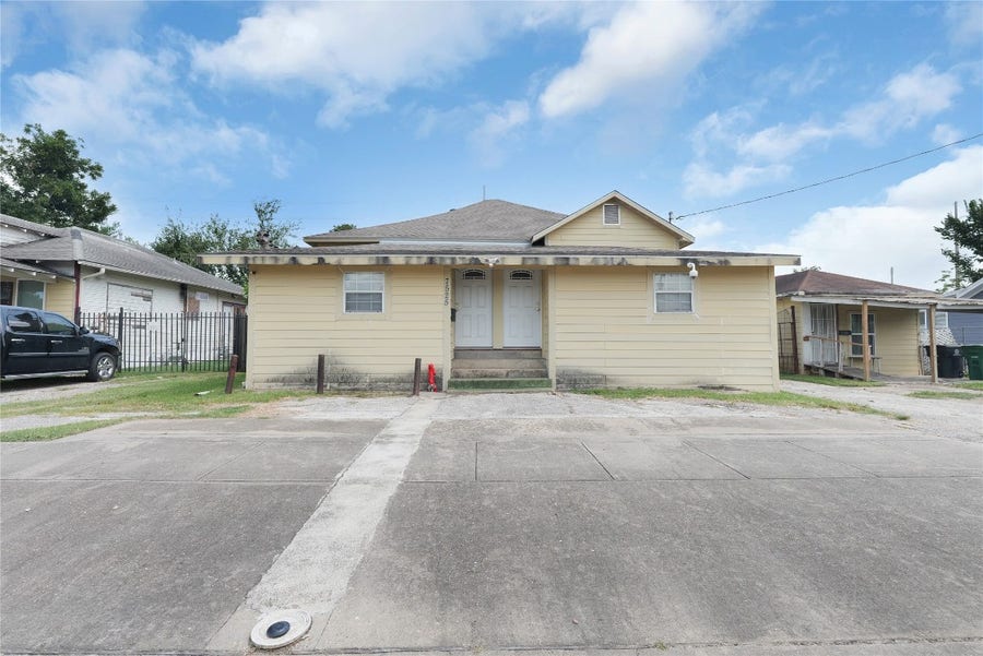 Property photo for 7525 Canal Street, Houston, TX